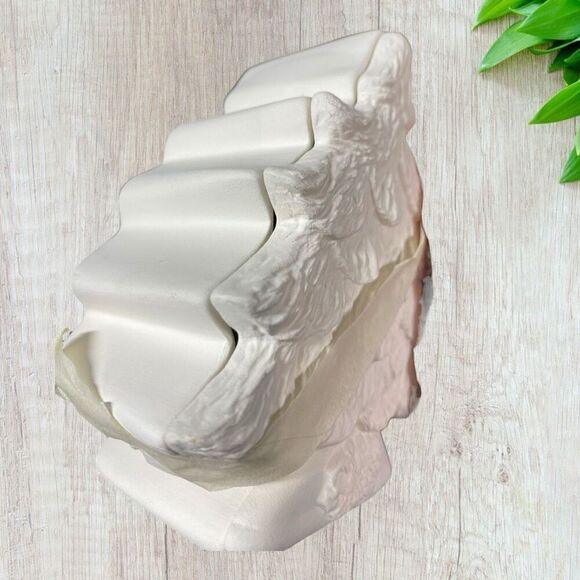 Ceramic Bisque Christmas Tree Trinket Box Ready to Paint - Picture 6 of 8